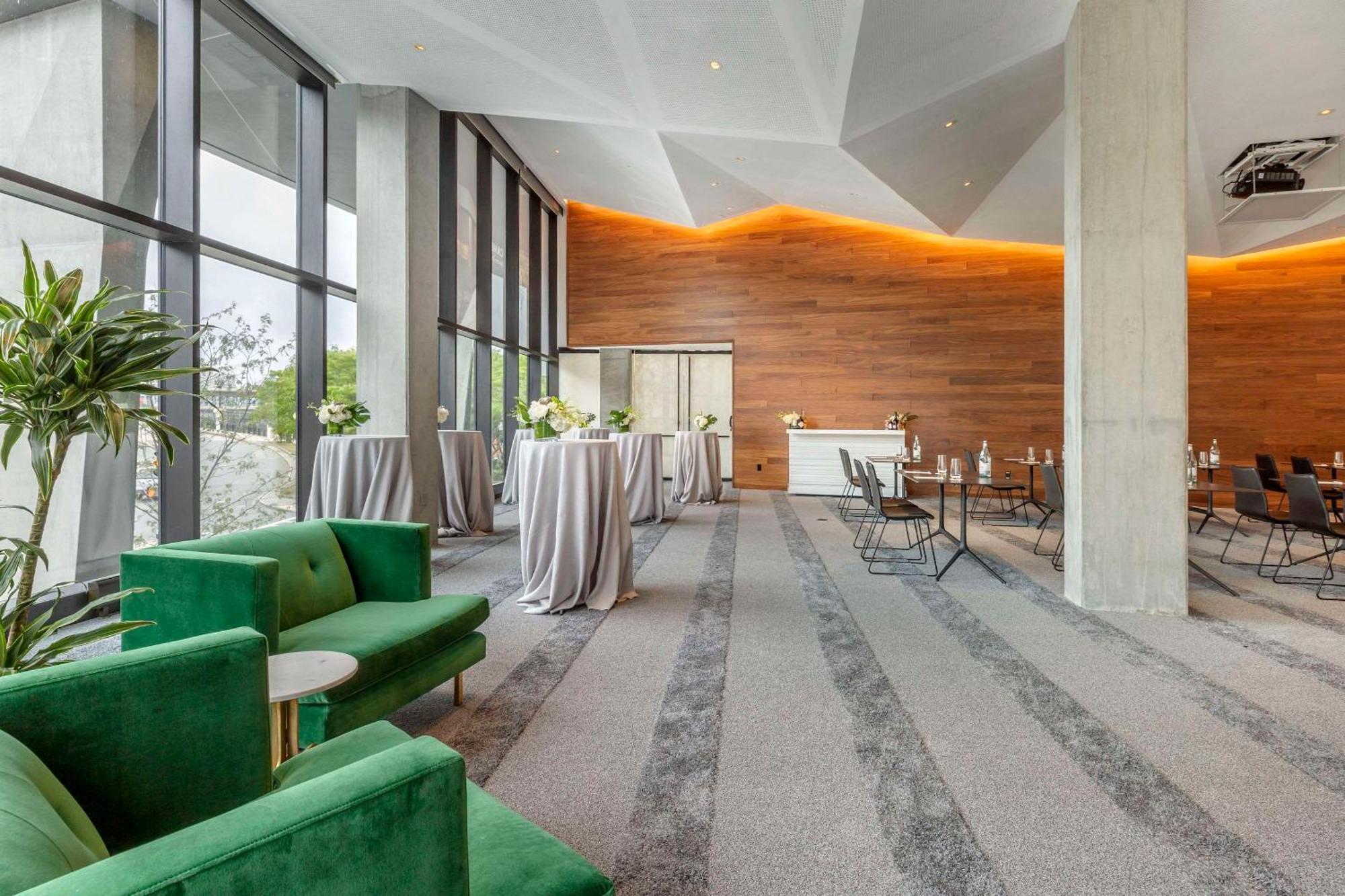 Cambria Hotel Boston Downtown - Seaport מראה חיצוני תמונה