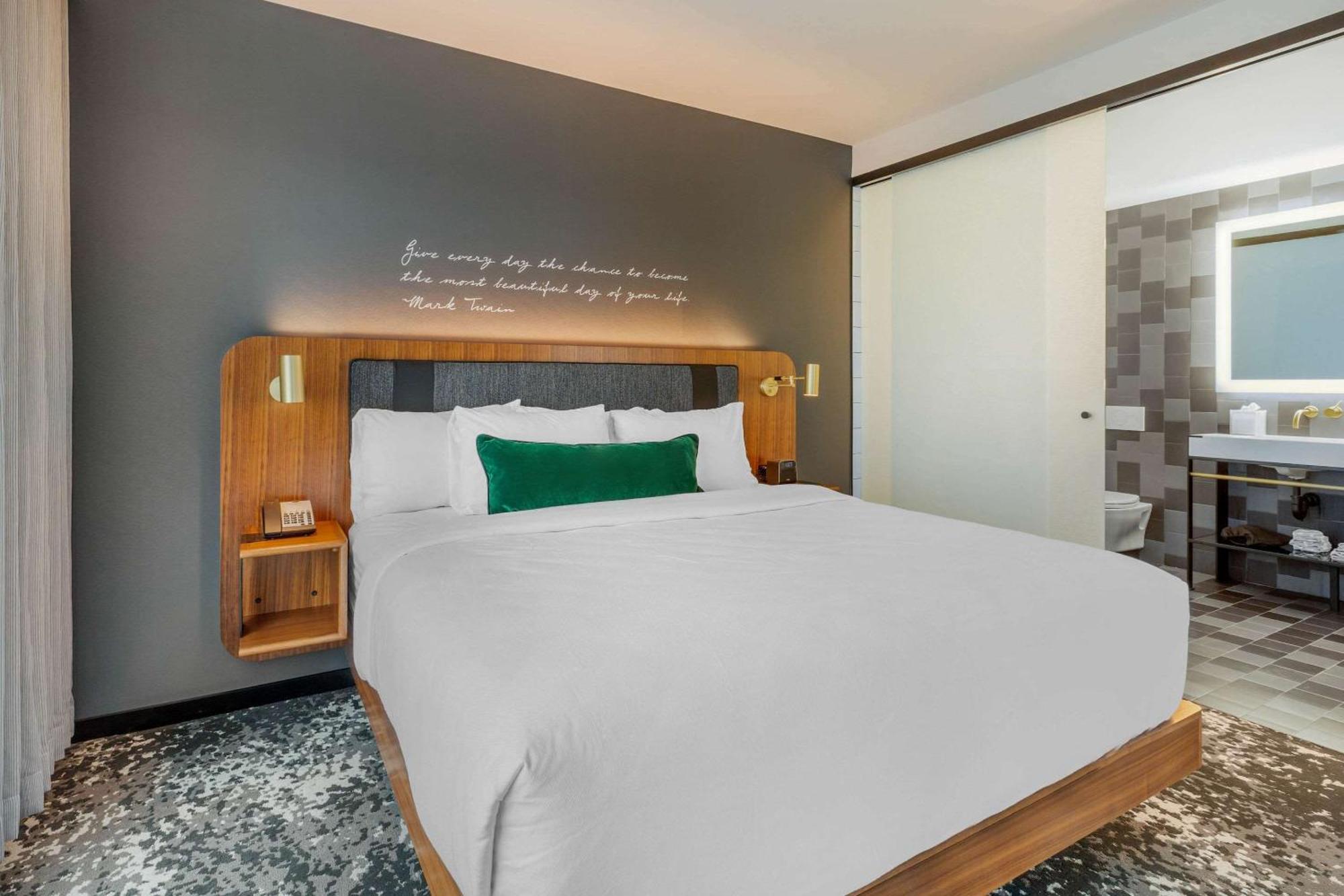 Cambria Hotel Boston Downtown - Seaport מראה חיצוני תמונה